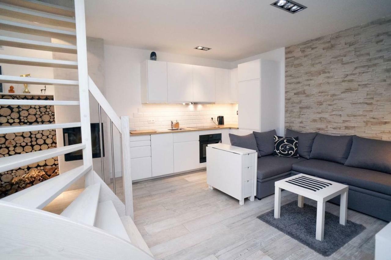 Dwupoziomowy Apartament Mazowiecka 18 Apartman Bydgoszcz Kültér fotó