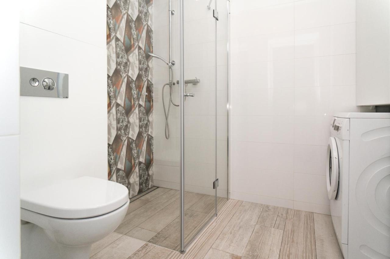 Dwupoziomowy Apartament Mazowiecka 18 Apartman Bydgoszcz Kültér fotó